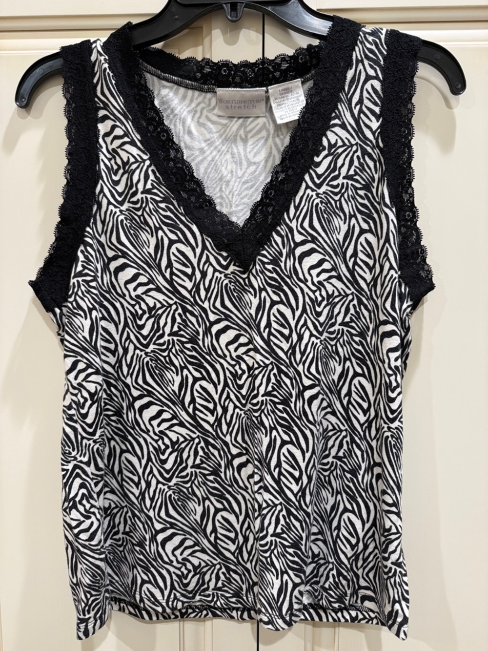 Lace-Trim Zebra V-Neck Tank Top - Black & White